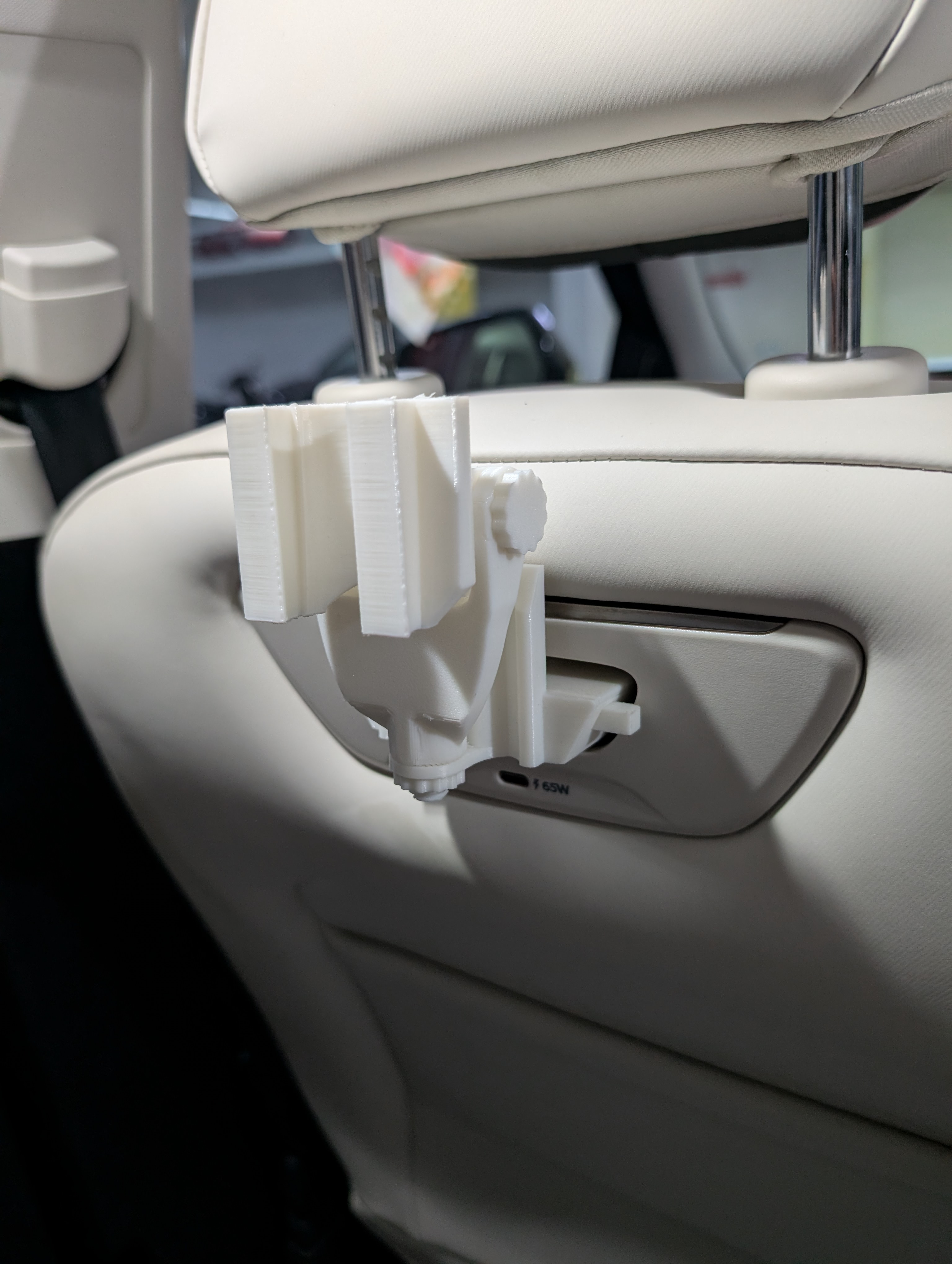 3Define Modular BYOD Base Mount for Mahindra Xev 9e