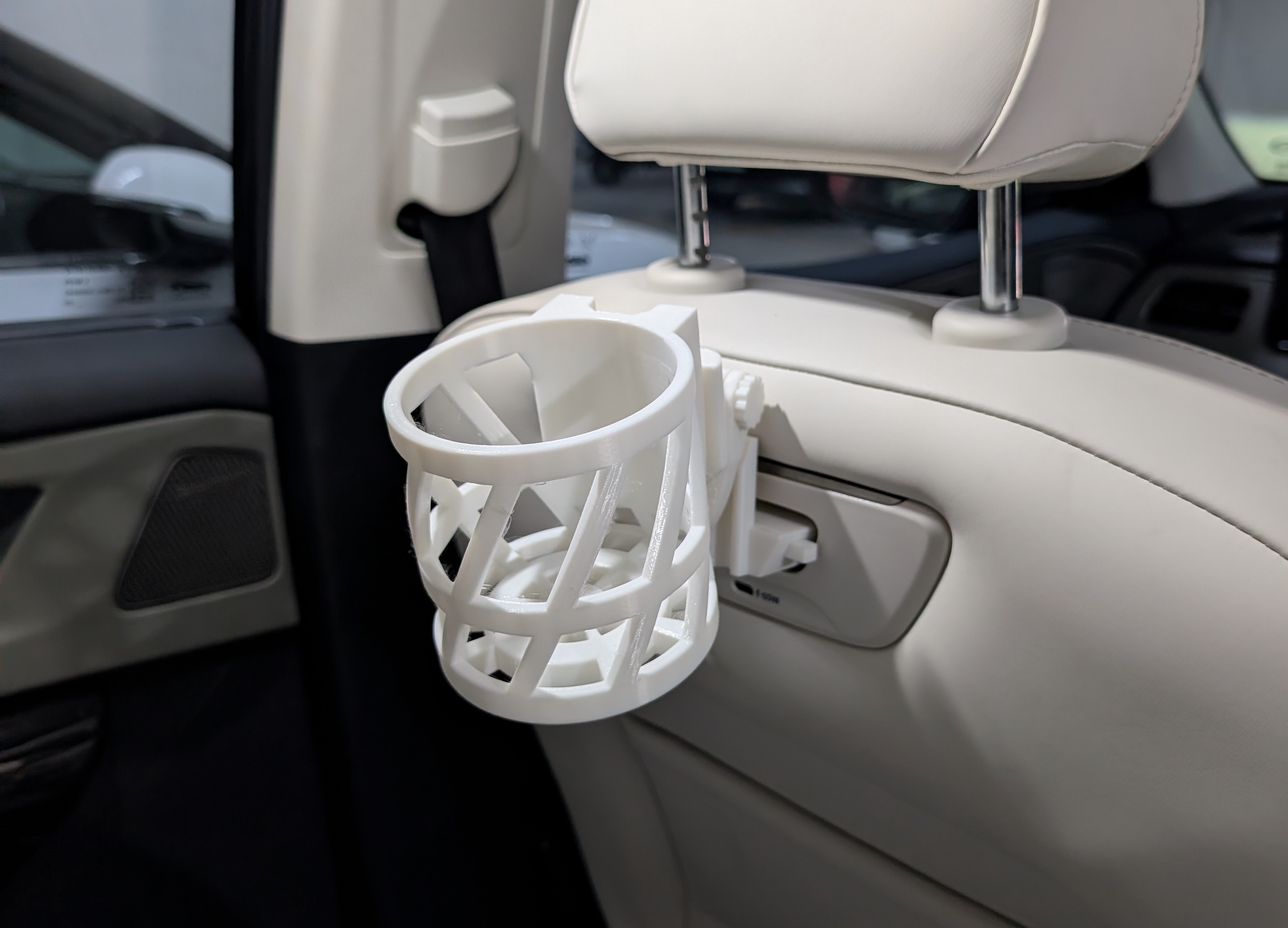 3Define Modular BYOD Cup Holder Attachment for Mahindra Xev 9e